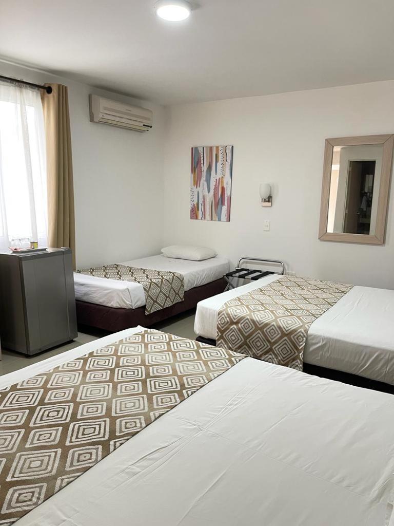 Hotel Juan Maria Tuluá Buitenkant foto